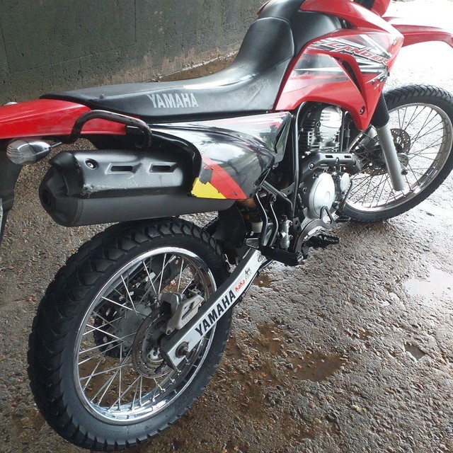 VENDE -SE MOTO LANDER