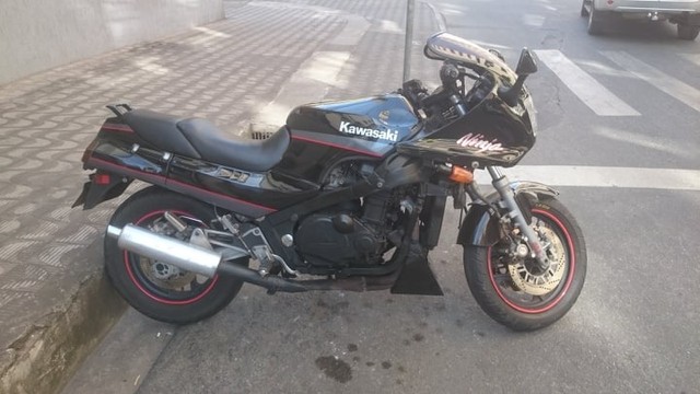 KAWASAKI NINJA 1000R 1986  SUPER CONSERVADA 