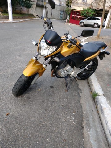 HONDA CB 300R DOURADA FLEX 94.000KM