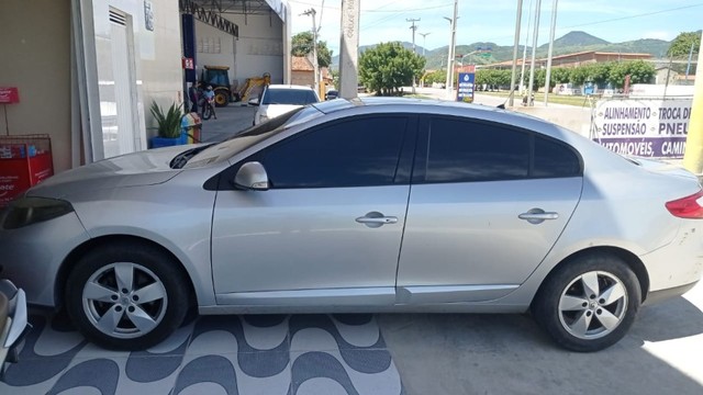 RENAULT FLUENCE AUT TOP DE LINHA