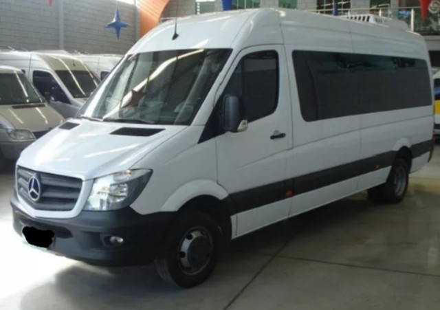 MERCEDES VAN LUXO 21 LUGARES 2017 COM PARCELAS