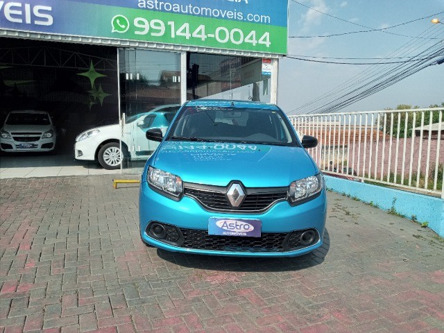 RENAULT SANDERO AUTHENTIQUE 2015