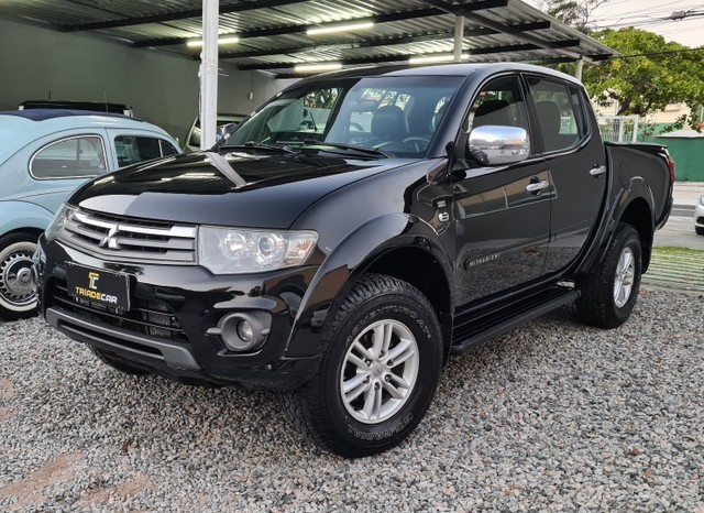 L200 TRITON TOP LINHA IMPECÁVEL