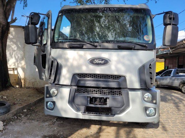 FORD CARGO 2429 2015 TRUCK   PARCELAMOS  
