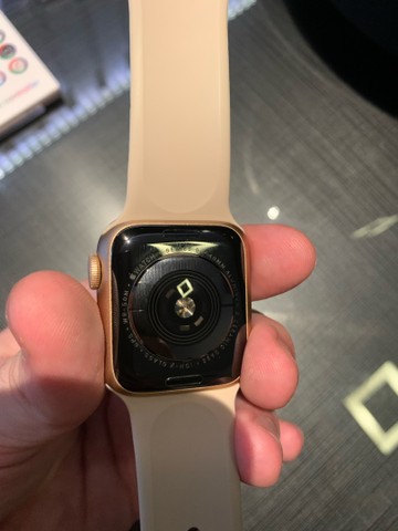 apple watch 5 40mm olx