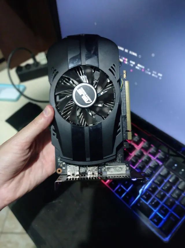 Placa de Vídeo GTX 1050TI 4Gb Asus  - Foto 2