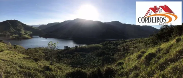 Sítio paradisíaco com acesso à Lagoa da Tapera - Trajano de Moraes/RJ