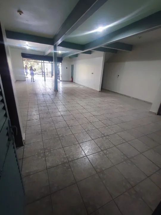 Vende-se ou aluga Galpão com Aptos ( Prédio) - Foto 2