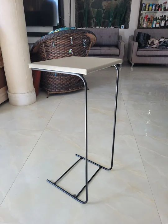 Mesinha de braço sofá  - Foto 2