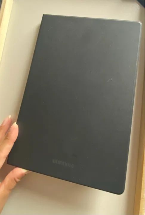 Capa de Couro para Tablet- Vendo duas Capas de Tablet, em ótimo estado!  - Foto 5