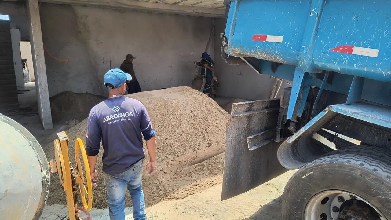 Areia fina/media para reboco e assentamento 