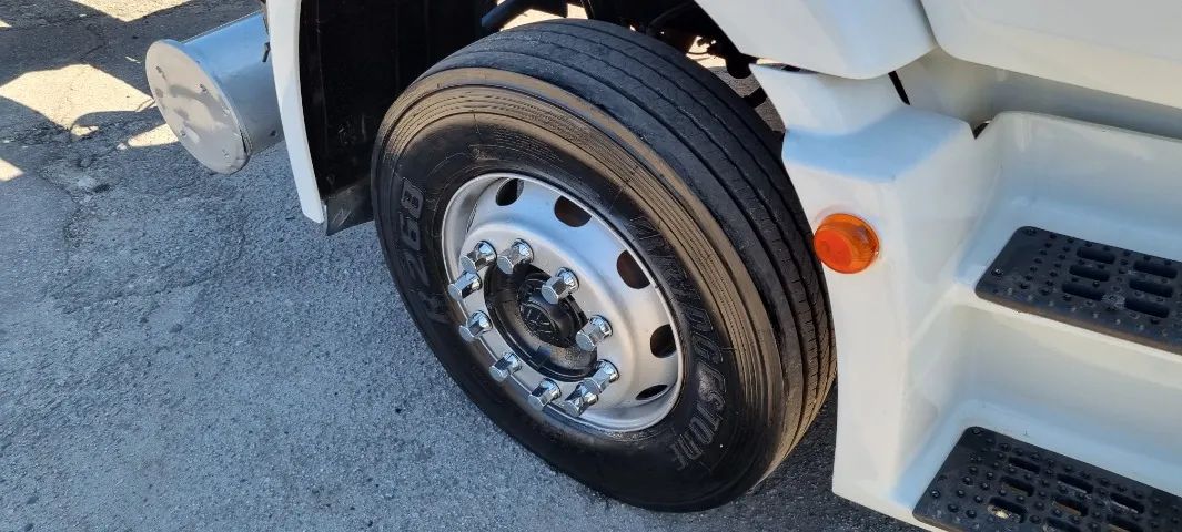 Vw 17280 6x2 / 24280 Baixo Km Entre Eixo 4,80 Ano 2019 - Foto 13