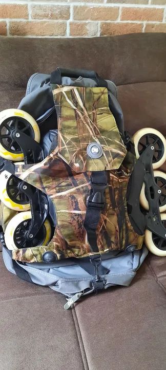 Mochila para transportar patins