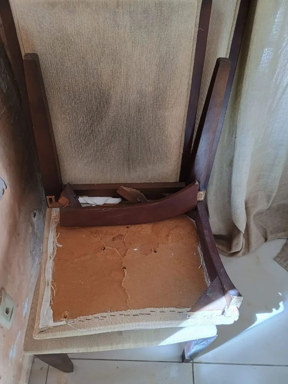 Cadeira de Jantar Estofada - Foto 4