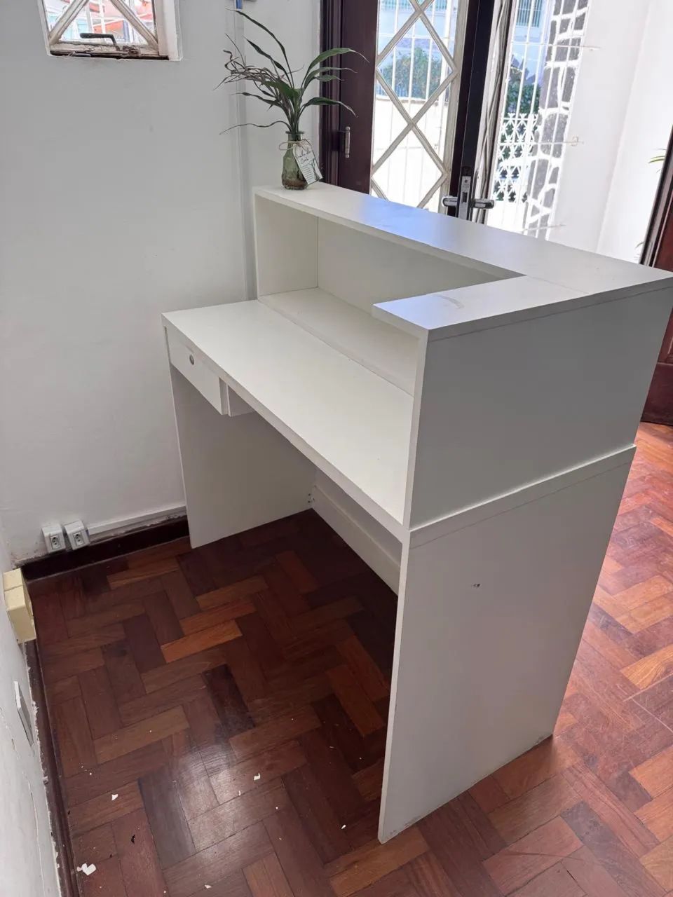 Reception Counter435654283515678722