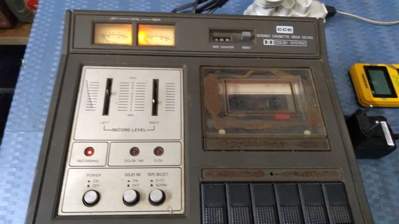 Gravador e toca-fitas vintage - Foto 3