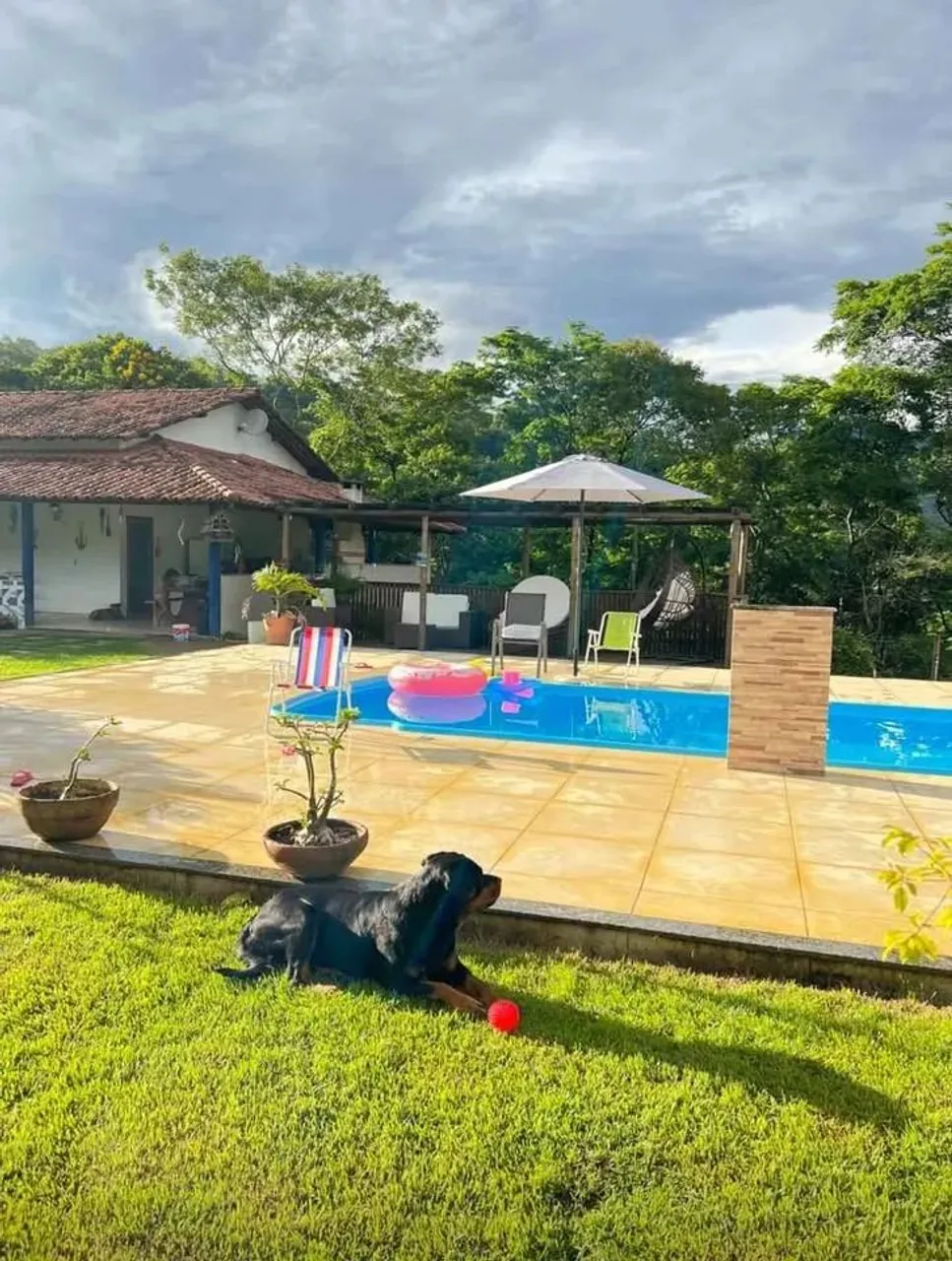 Casa Alto Padrão Mobiliada com 4 Quartos e Lazer Completo no Almeida Prado!