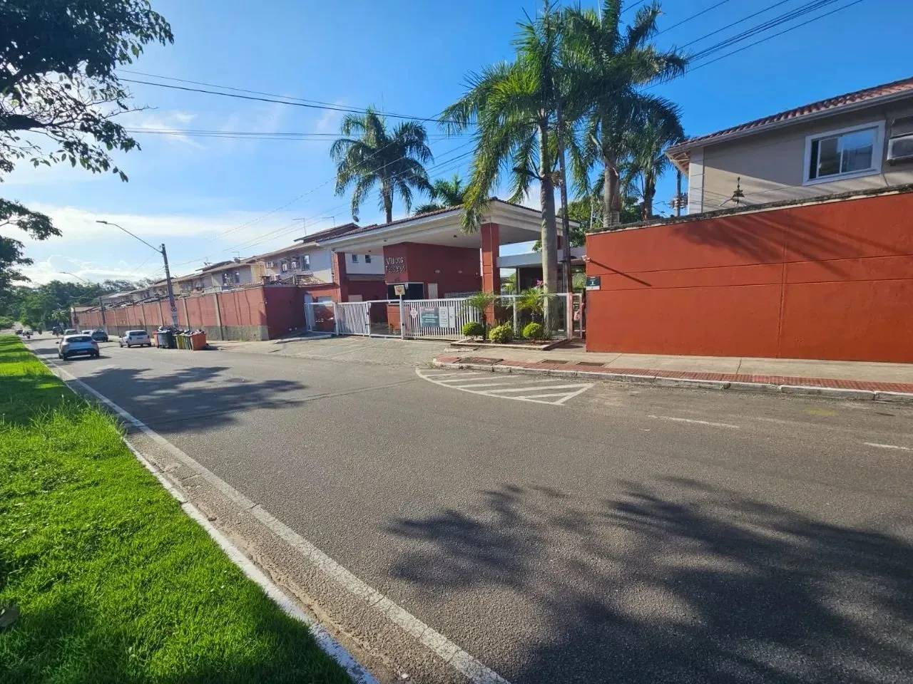ALUGUEL - Casa 3 quartos com suite em Morada de Laranjeiras