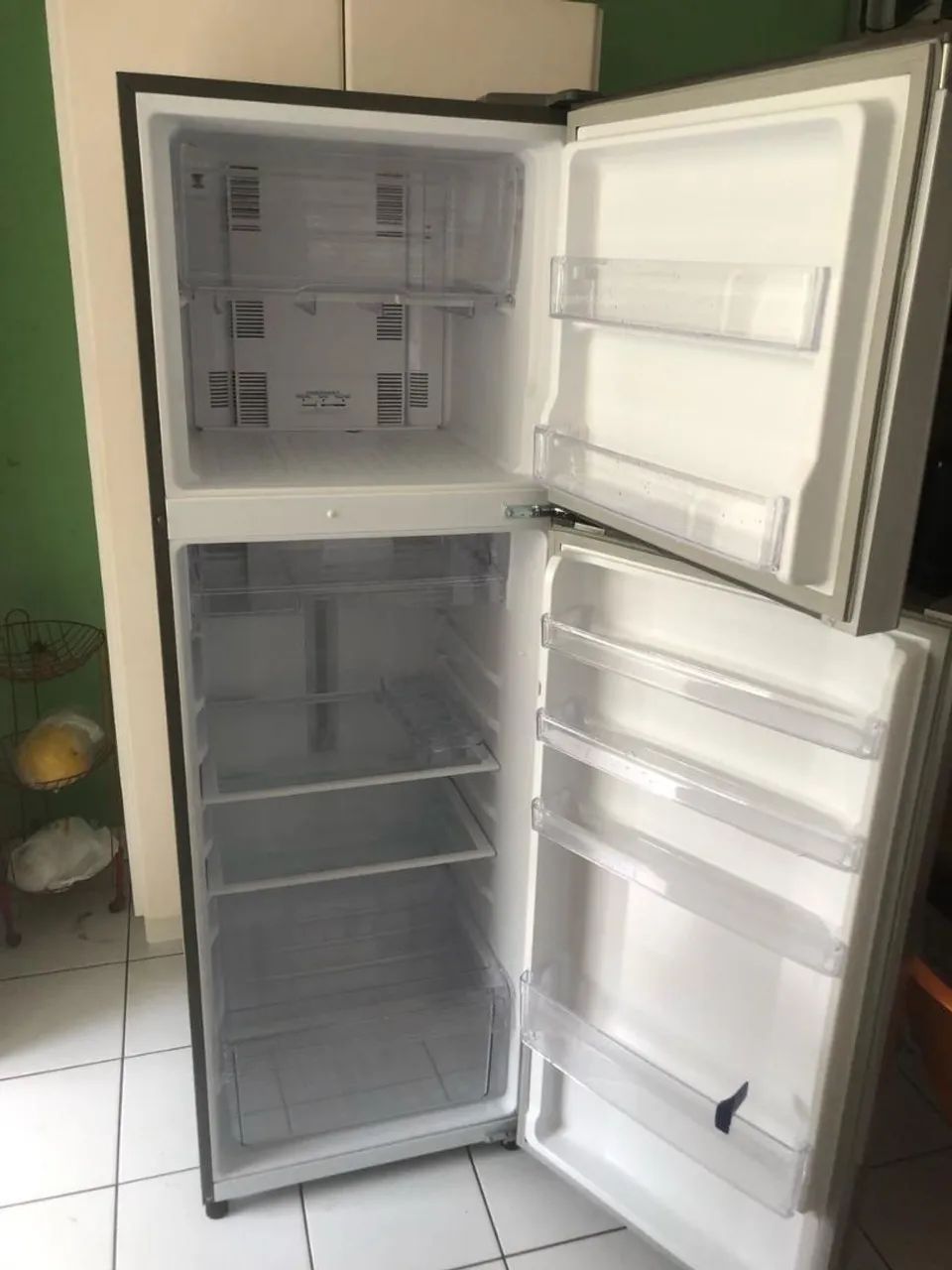 Geladeira Panasonic Duplex - Usada - Foto 2