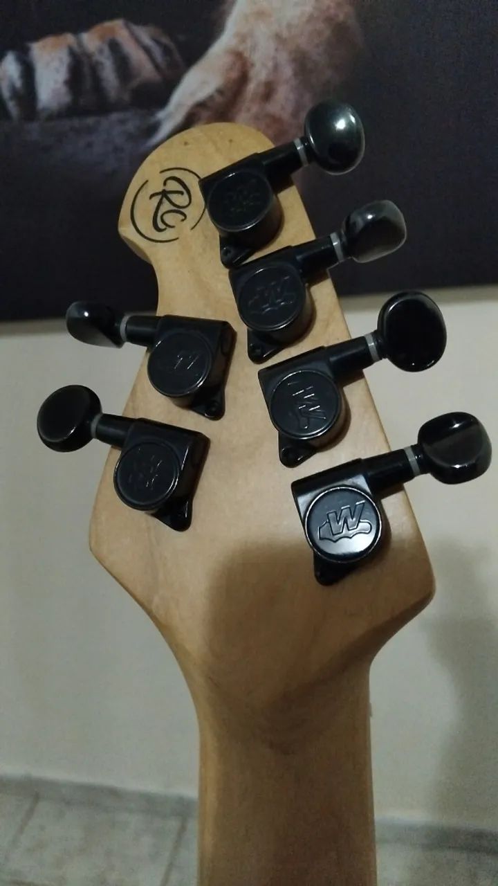 Guitarra Music Man Luke - Veja descrição  - Foto 4