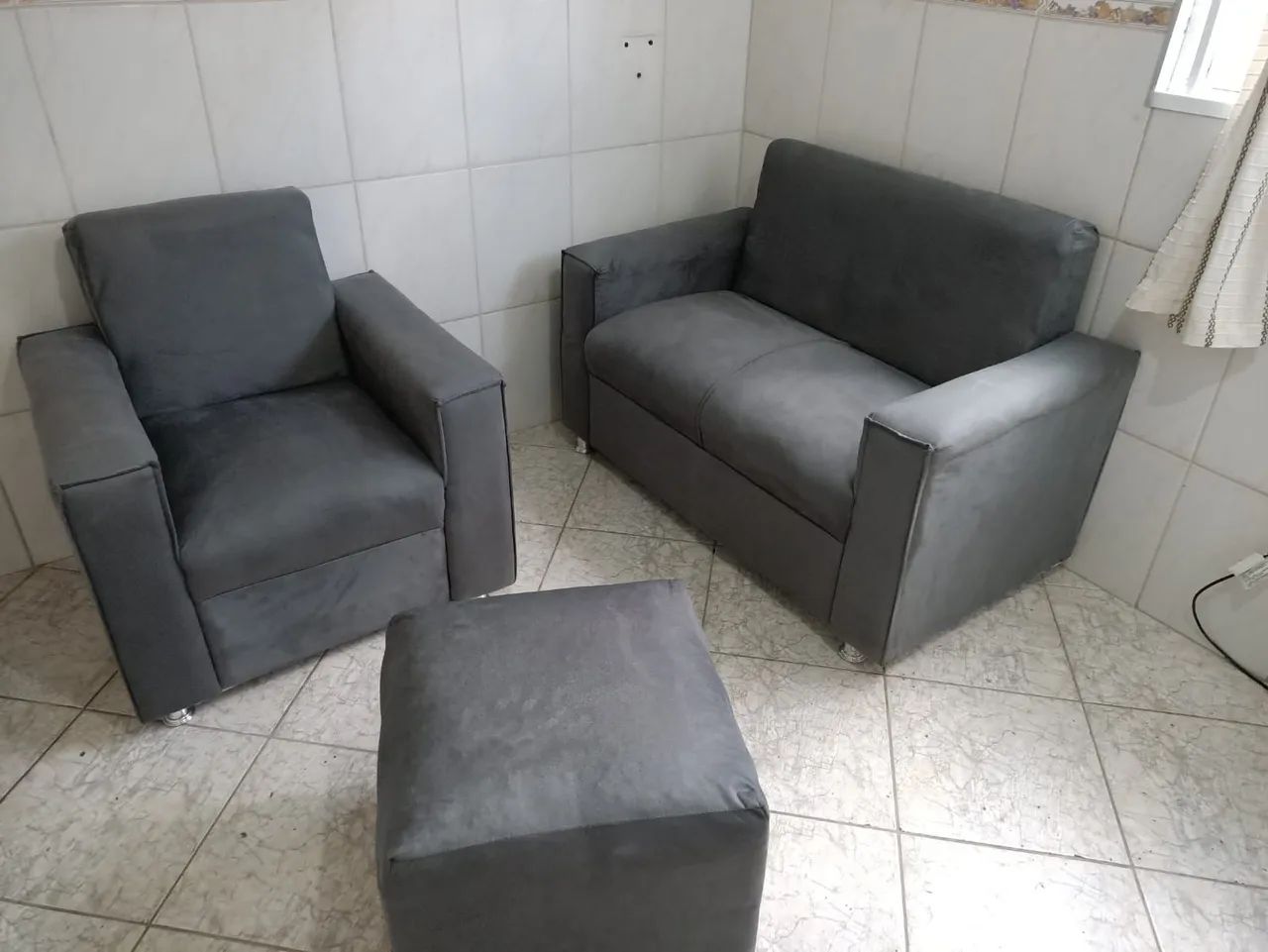 Sofá, Poltrona e puff 100% novo 