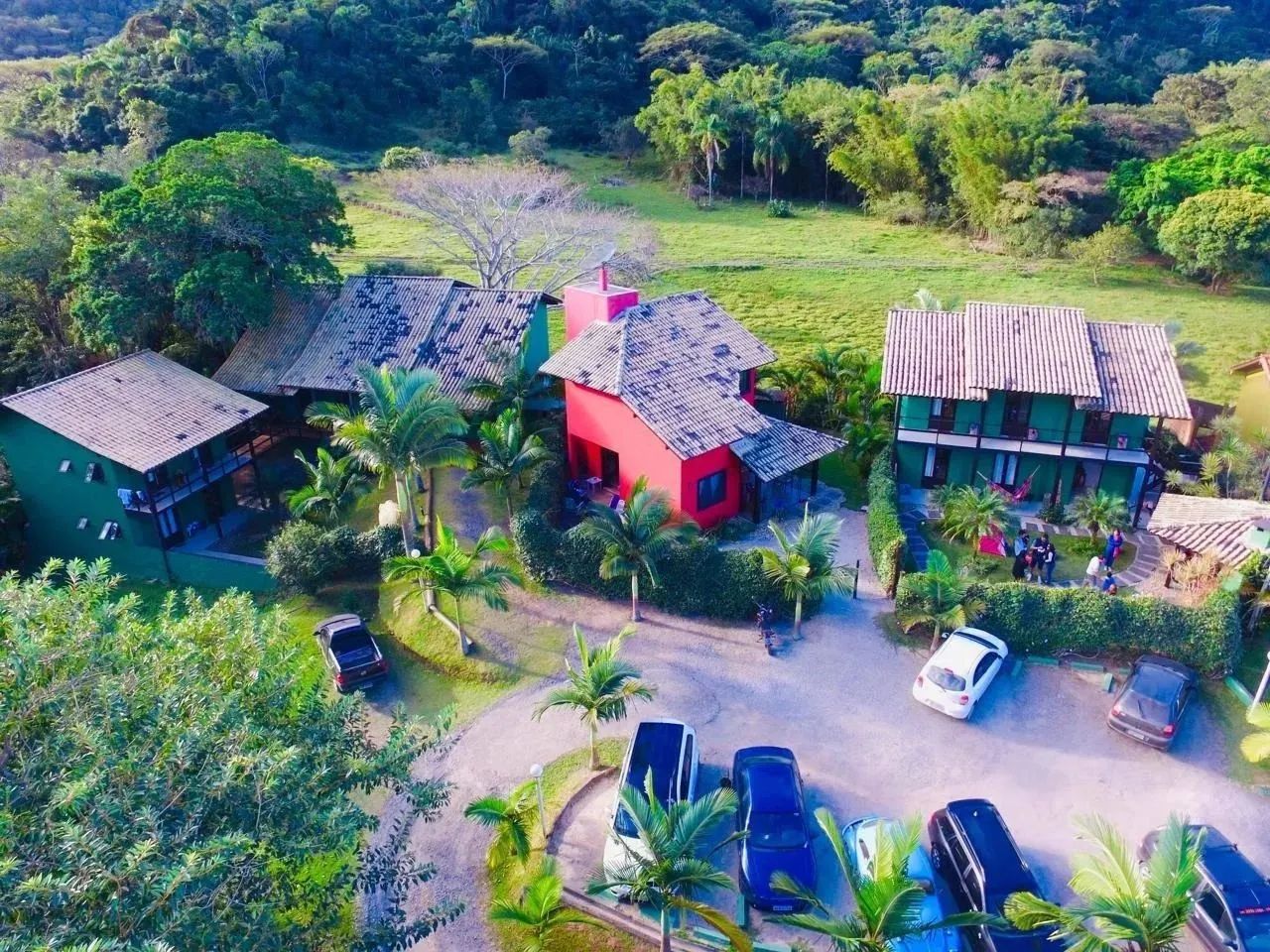 Pousada lucrativa à venda no Rio Tavares