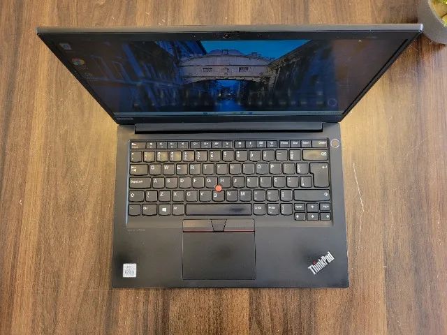 Notebook Lenovo ThinkPad E14 - Core i5 | 10ª Geração | 16GB DDR4 | 256GB SSD | 14" - Foto 3