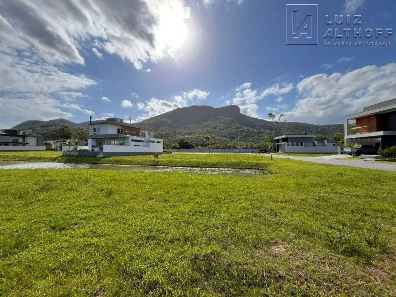 Terreno Pedra Branca 390m²