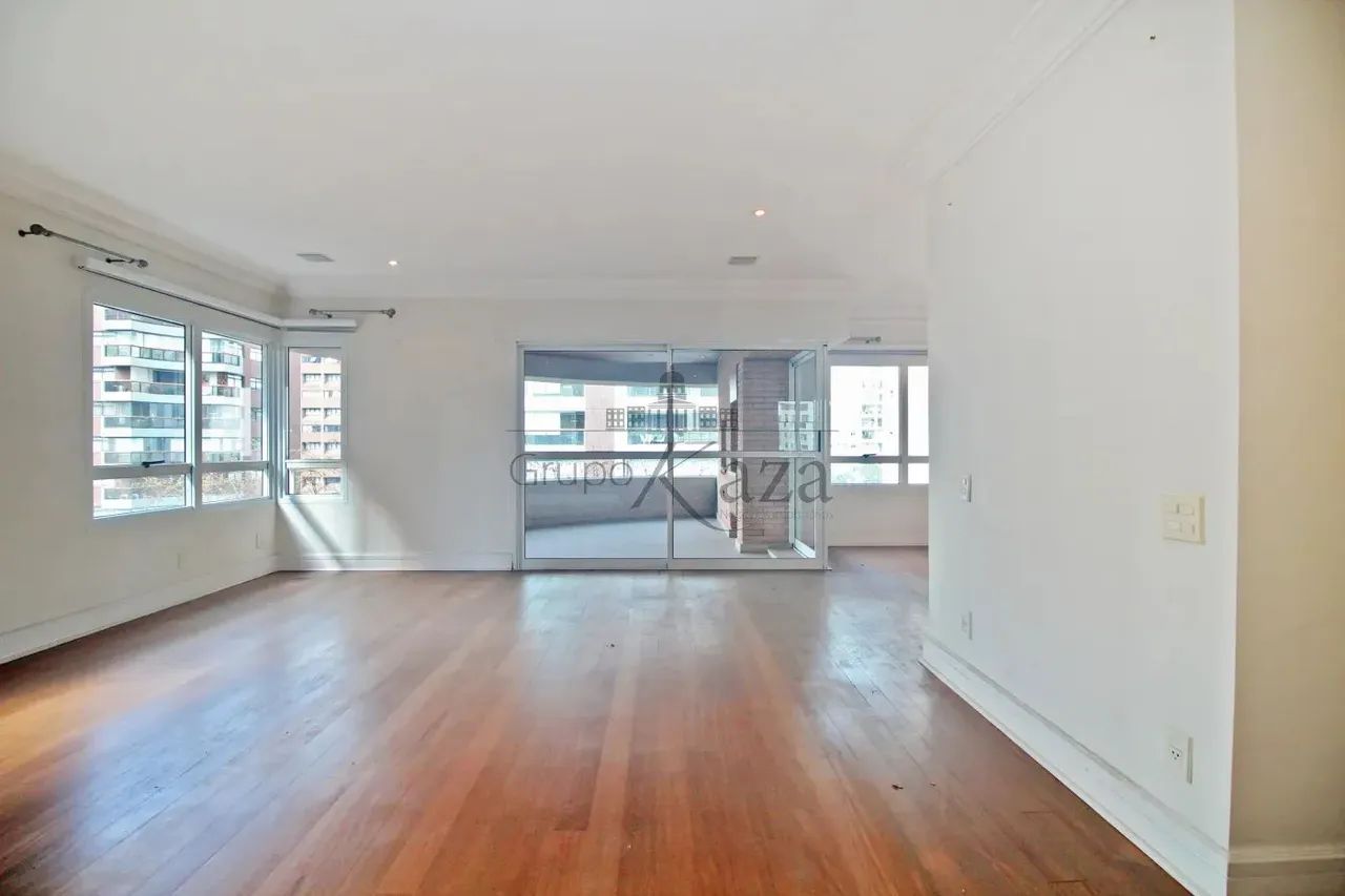 Oportunidade - Apartamento - Moema - 4 Dormitórios - 240m². - Foto 5