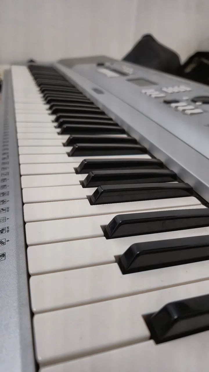 teclado yamaha dgx 230