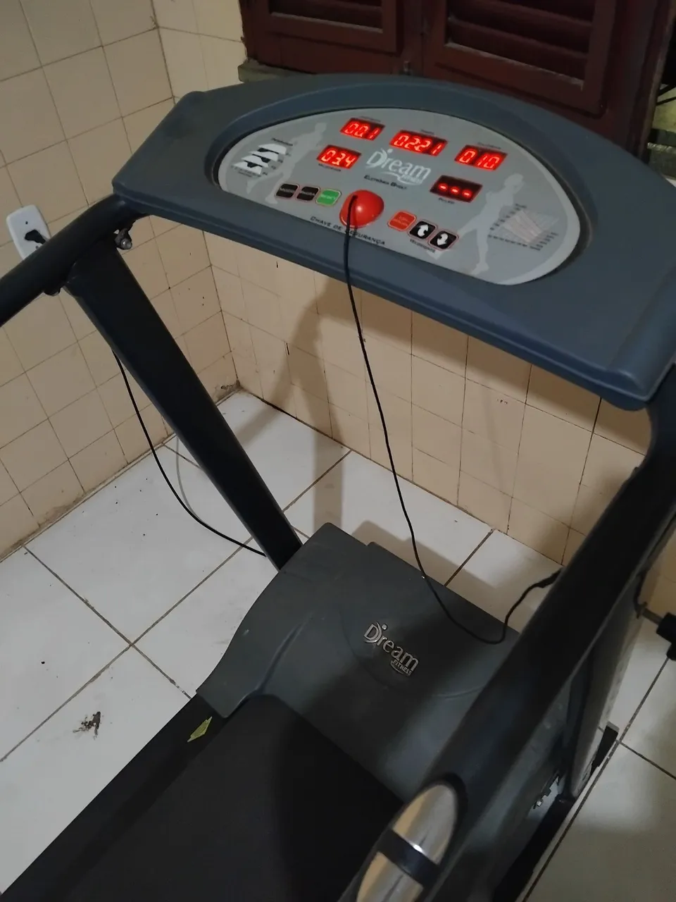Esteira Dream Fitness Semi Nova