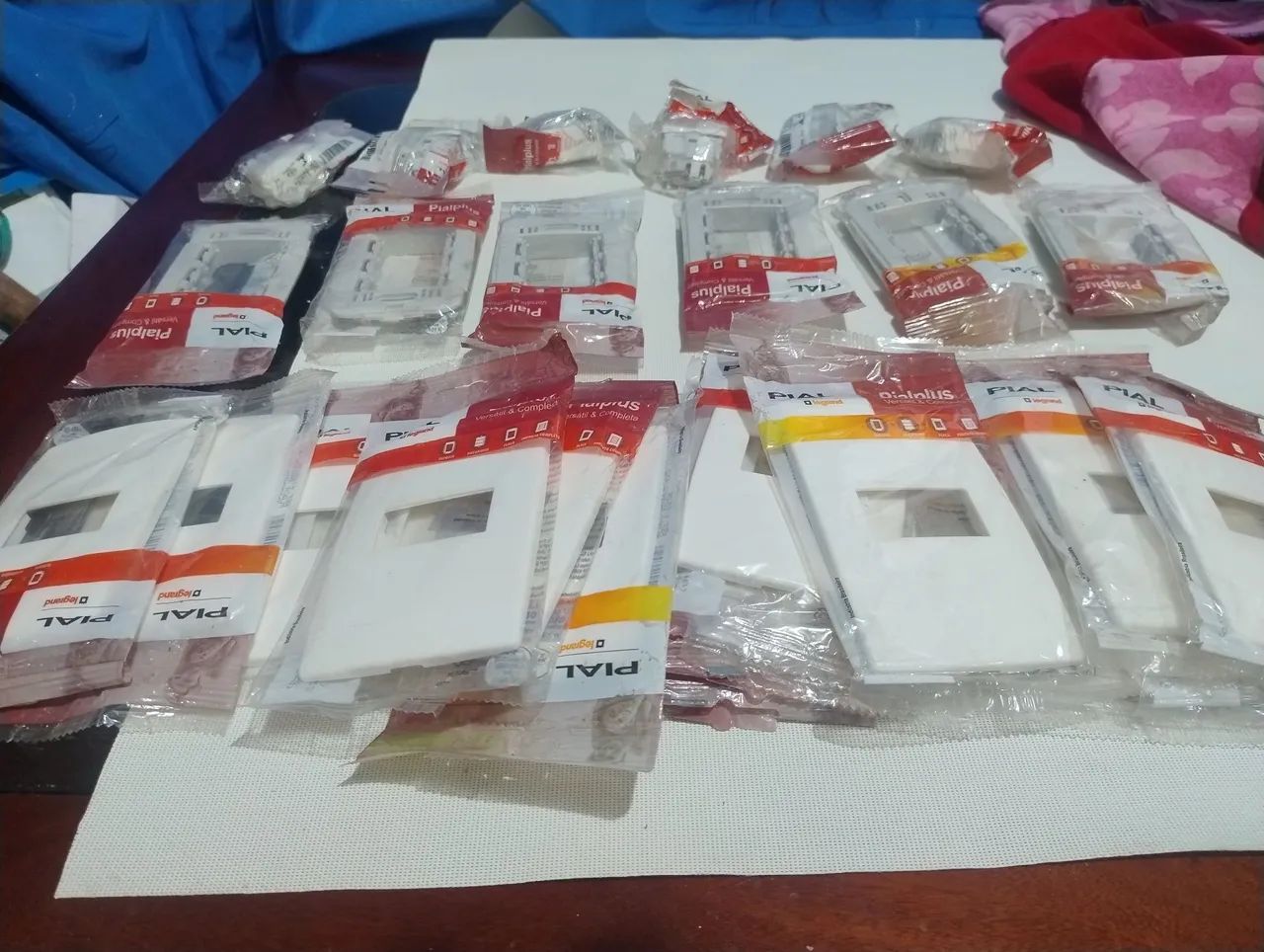 Legrand Pial Mirror65048969401345124