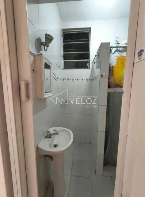 Kitnet/Conjugado - / Residencial / Centro