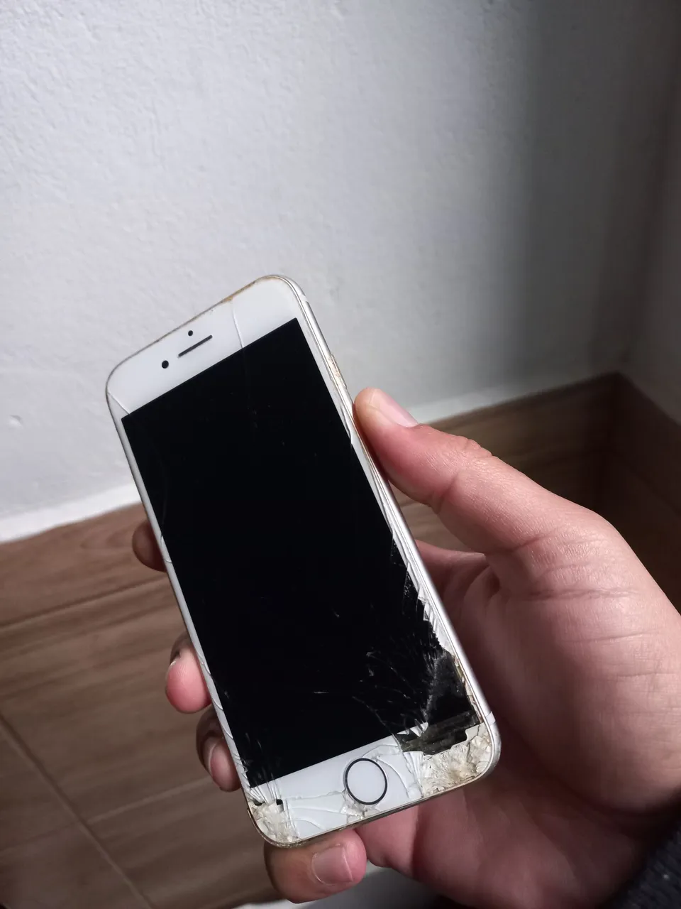 Iphone 8 p peças (Icloud livre)