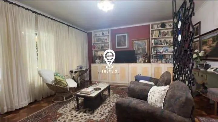 Casa à venda com 270m², 3 quartos e 3 vagas - Vila das Mercês