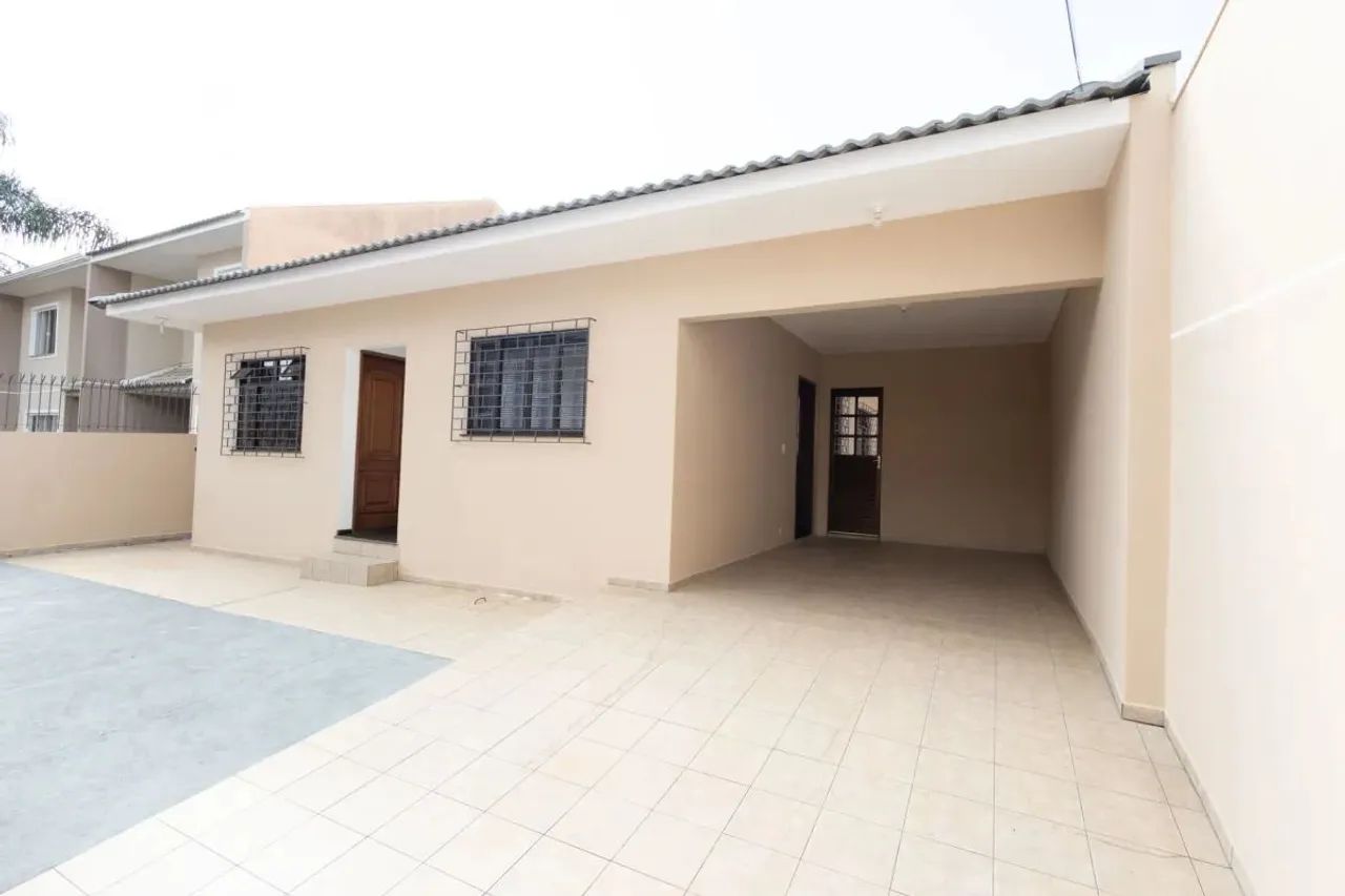 Casa em SANTA FELICIDADE com 116,00 m²
