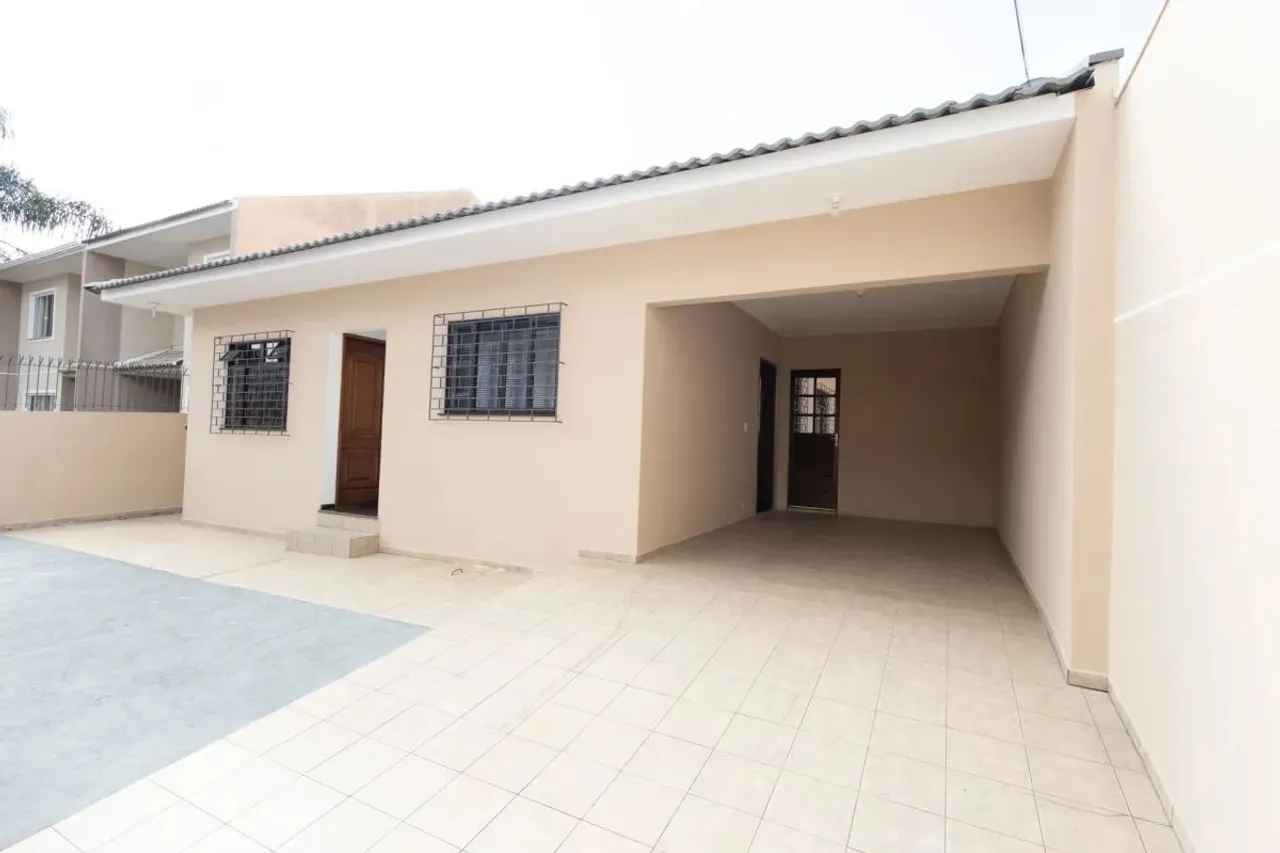 Casa em SANTA FELICIDADE com 116,00 m²