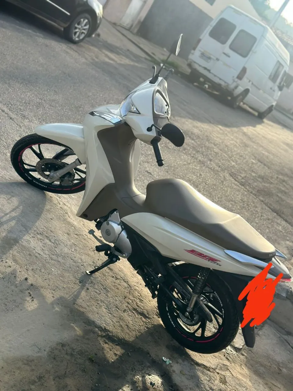 Moto biz