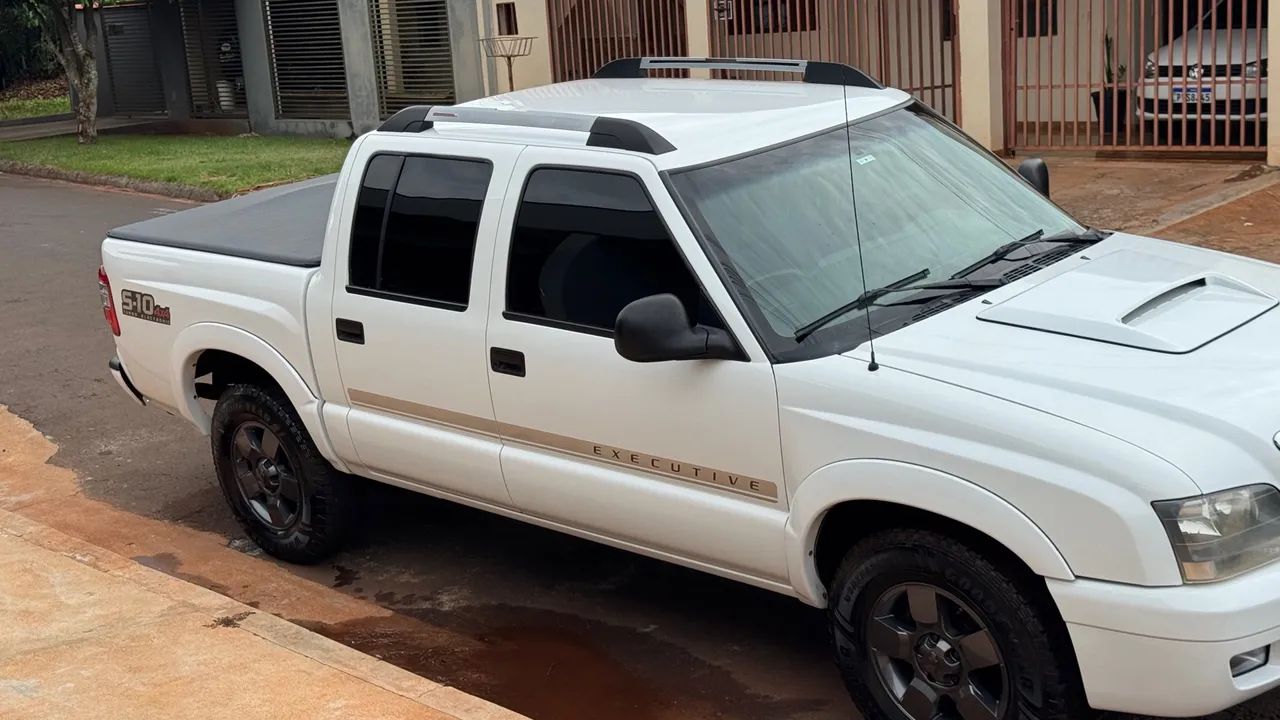 S10 CD executivo Turbo Diesel 4x4