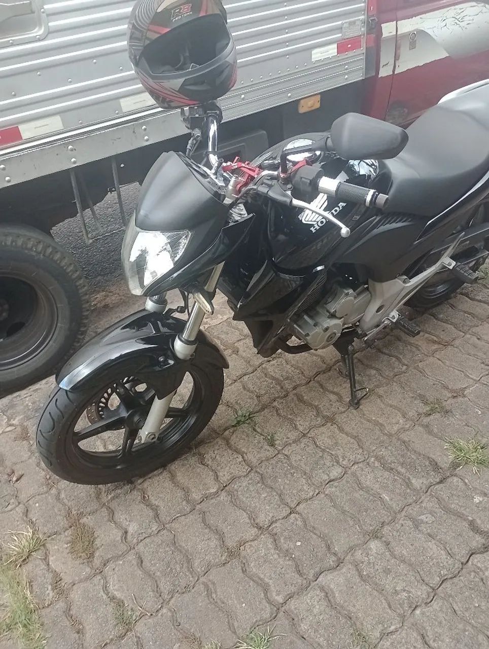 CB 300 - Foto 4