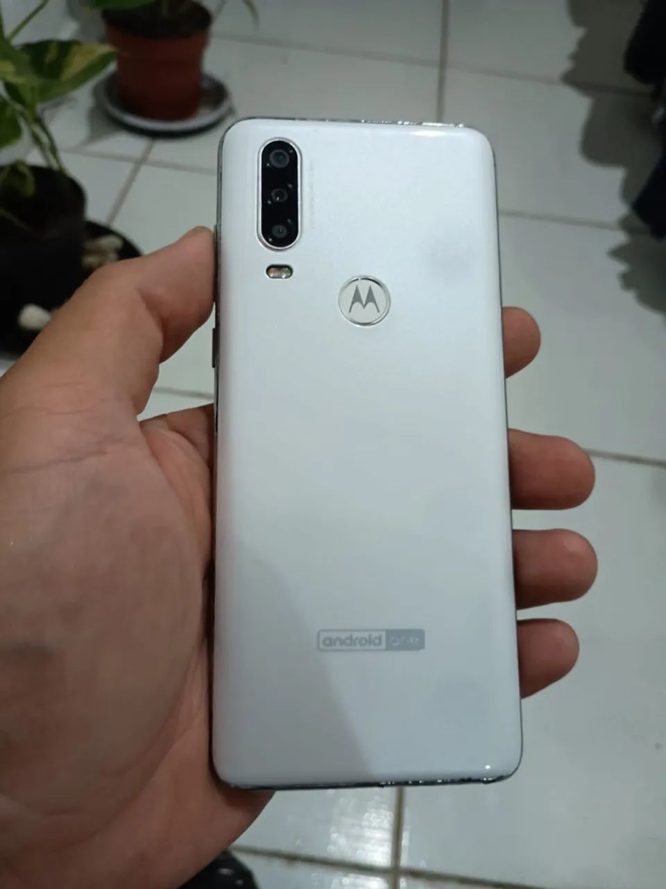 Motorola One action