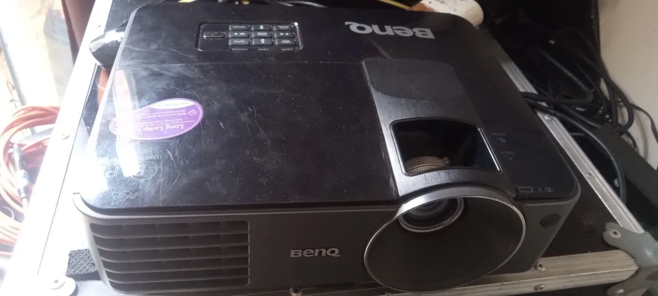 Projetor BenQ pouco usado