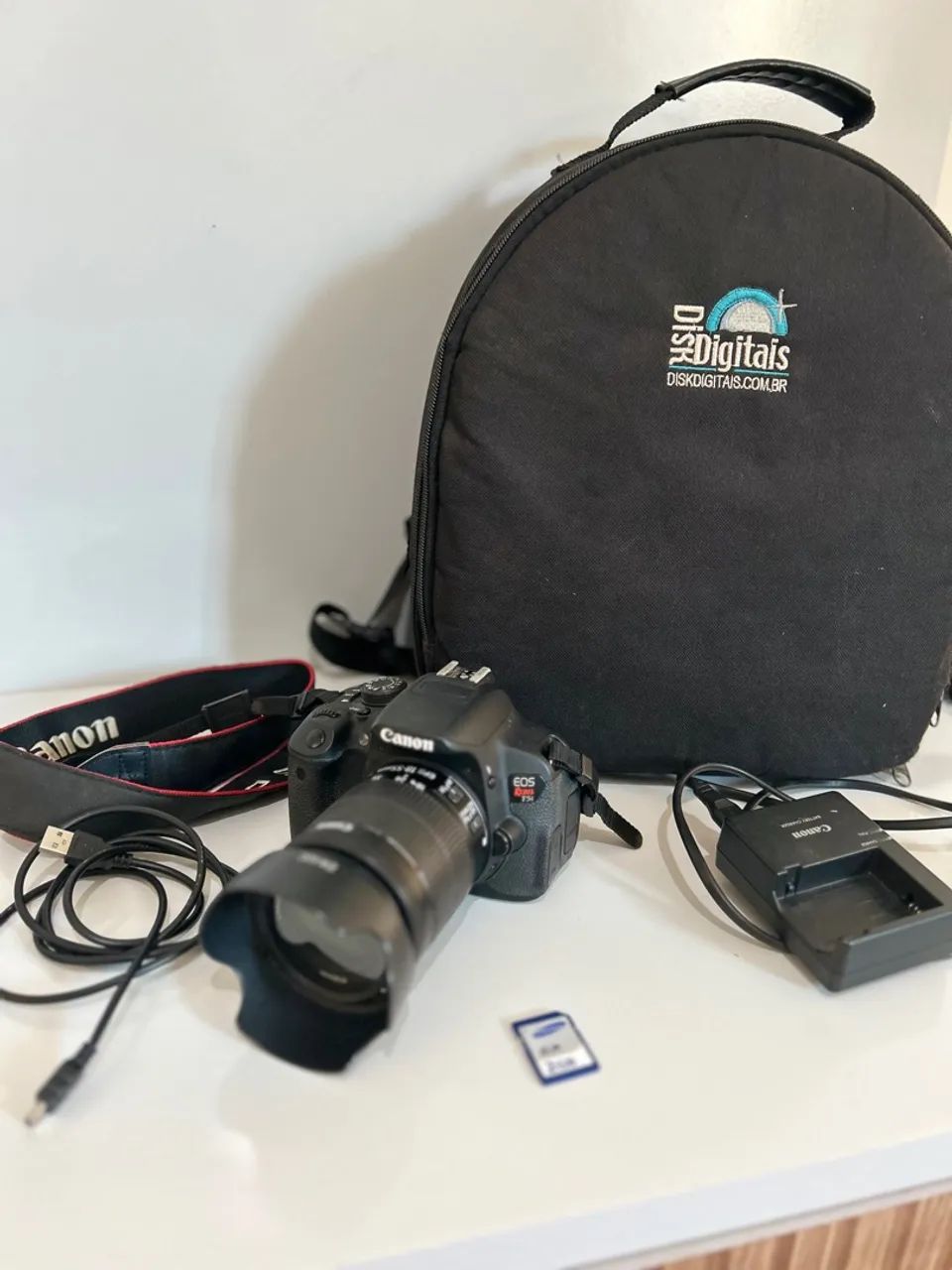 Câmera Canon T5i Rebel + Kit Completo - R$ 2.300,00