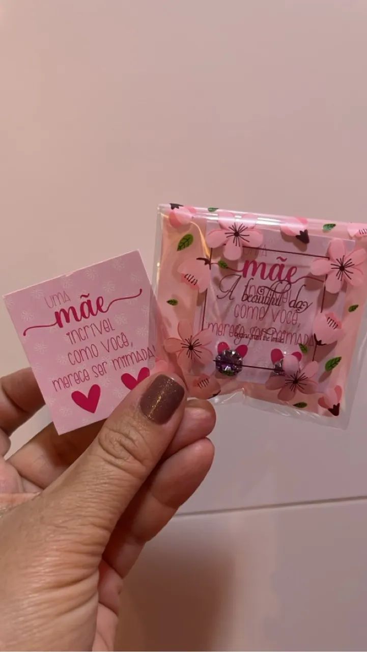 Brinco com frase para presentear para qualquer dia especial