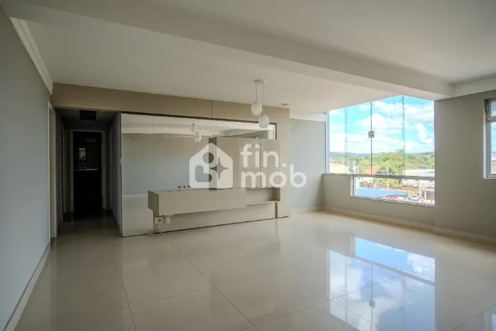 Apartamento no Edifício Zeca Silveira - Sagrada Família - 4 quartos - 3° andar