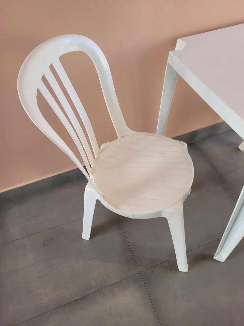 Mesa e cadeira de plastico,  entrego  - Foto 3