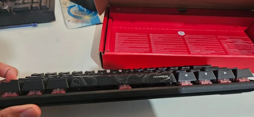 teclado hyperx alloy origins 60% - Foto 3