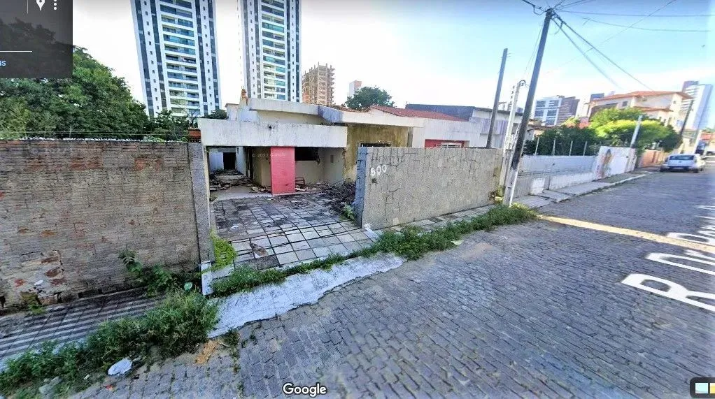 Casa com 4 dormitórios à venda, 411 m² por R$ 500.000,00 - Petrópolis - Natal/RN