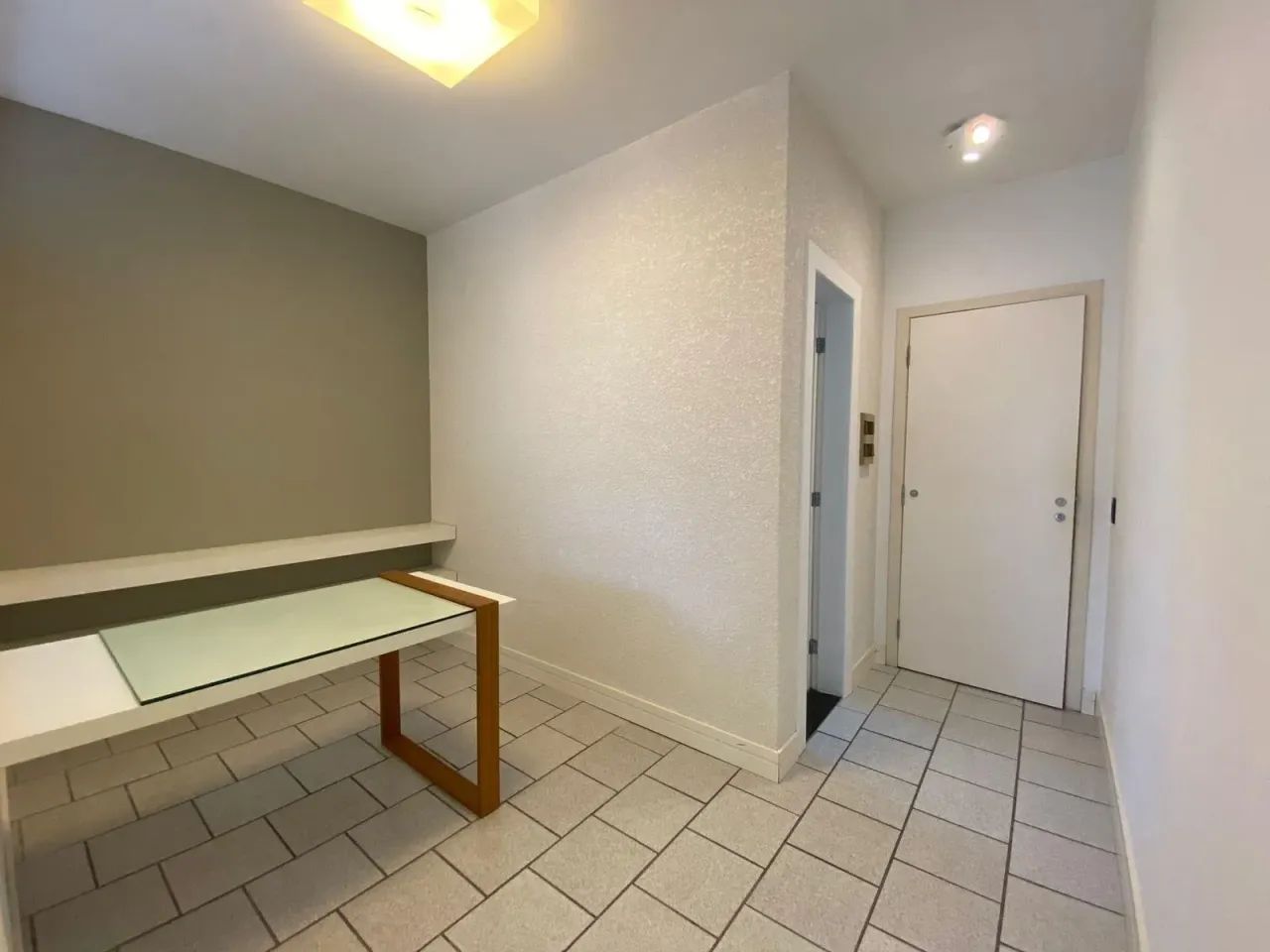 Sala Comercial para Venda em Florianópolis, Centro, 1 banheiro - Foto 13