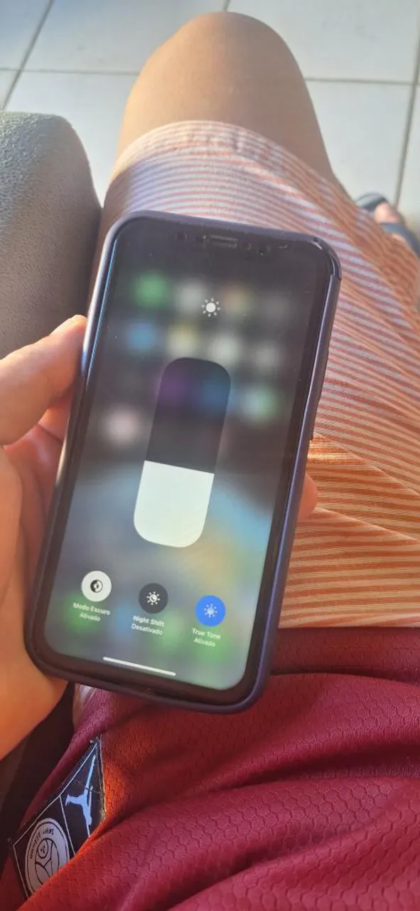 iPhone XR funcionando tudo perfeitamente